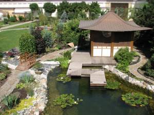 Хотя сады в китайском стиле имеют единую концепцию, но имеется много интересных разветвлений
