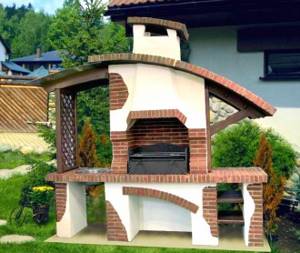 barbecue with brick roof