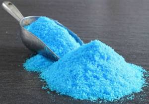 Copper sulfate to protect wood from moisture