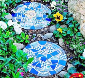 Mosaic paving in the garden 5