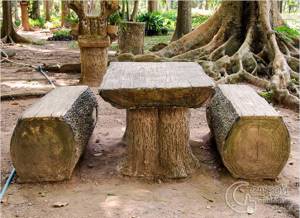 The simplest benches made of logs