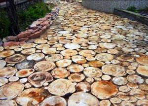 DIY garden paths made of wood photo