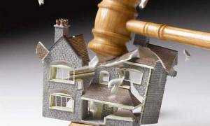 Unauthorized construction can be demolished by court decision