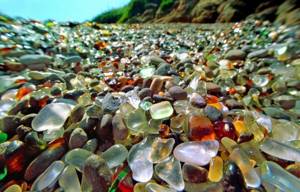 Glass pebbles