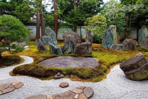Японский каменный сад дзен